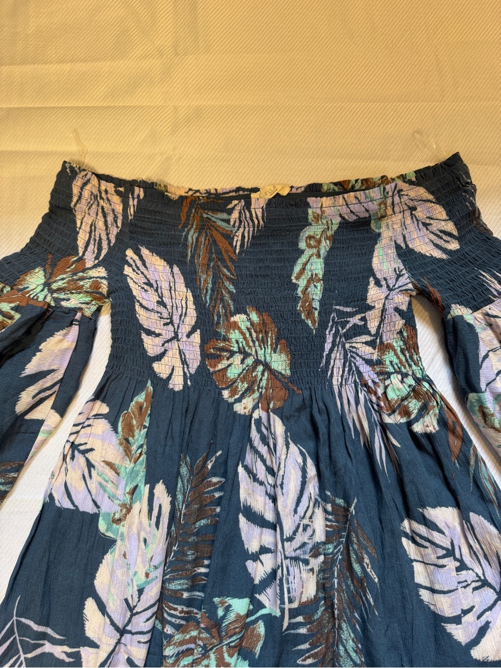 Illa Illa Anthropologie Boho Tropical Smocked Mini Dress L Vacation Resort - Picture 6 of 9